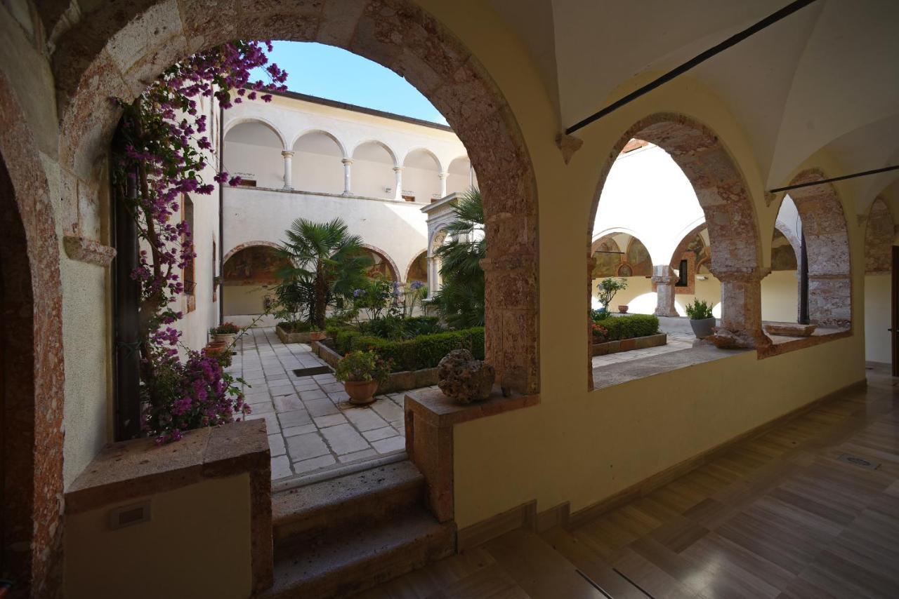 Convento Di Stignano Hotell Rignano Garganico Exteriör bild