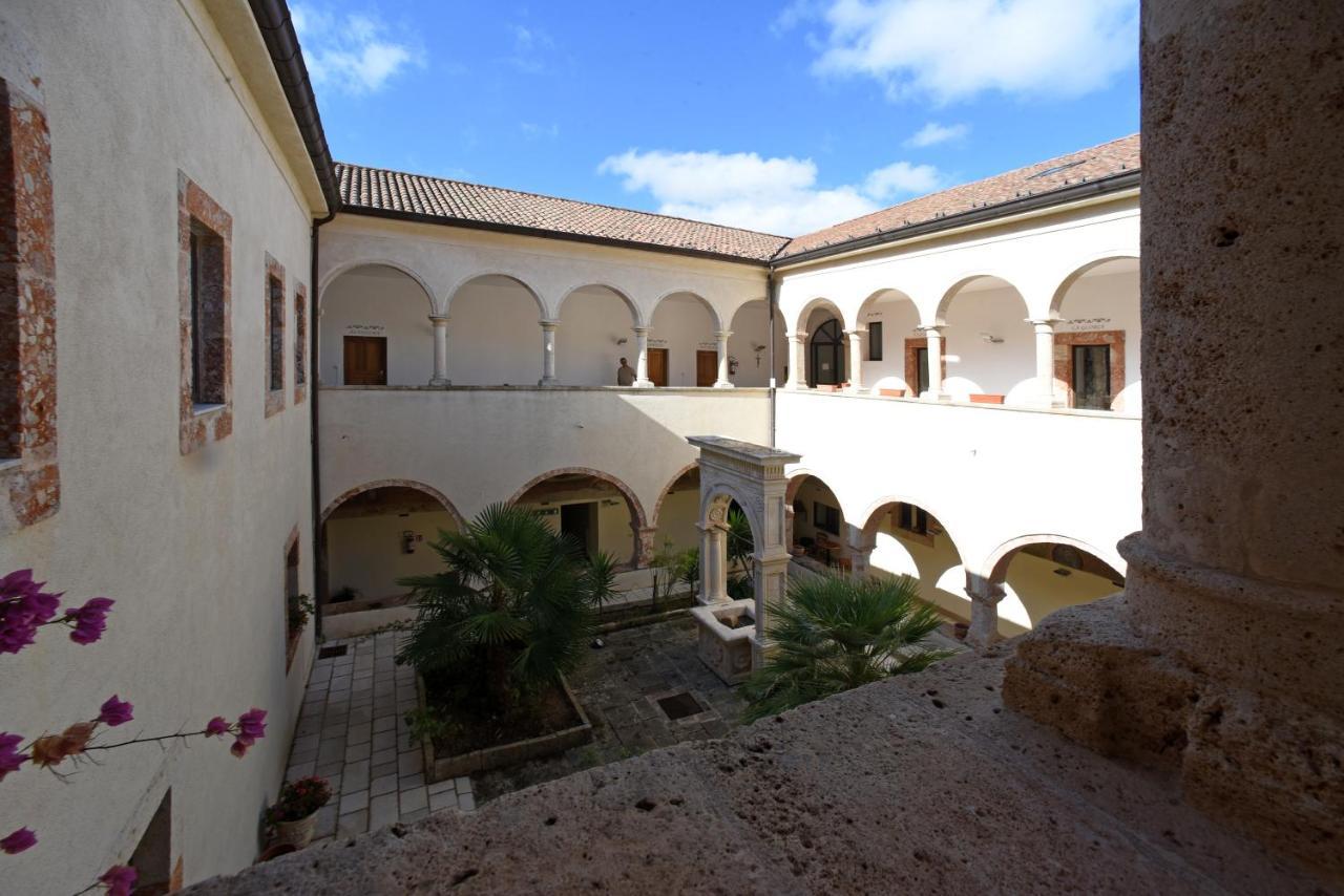 Convento Di Stignano Hotell Rignano Garganico Exteriör bild