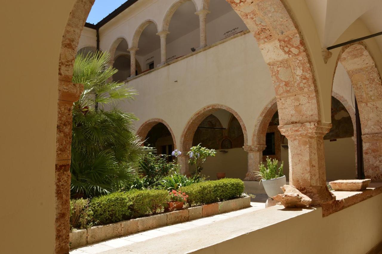 Convento Di Stignano Hotell Rignano Garganico Exteriör bild