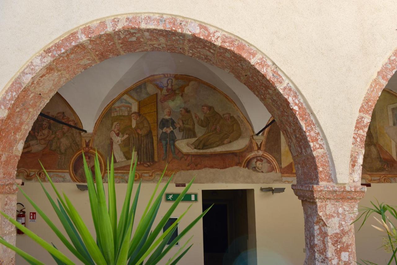 Convento Di Stignano Hotell Rignano Garganico Exteriör bild