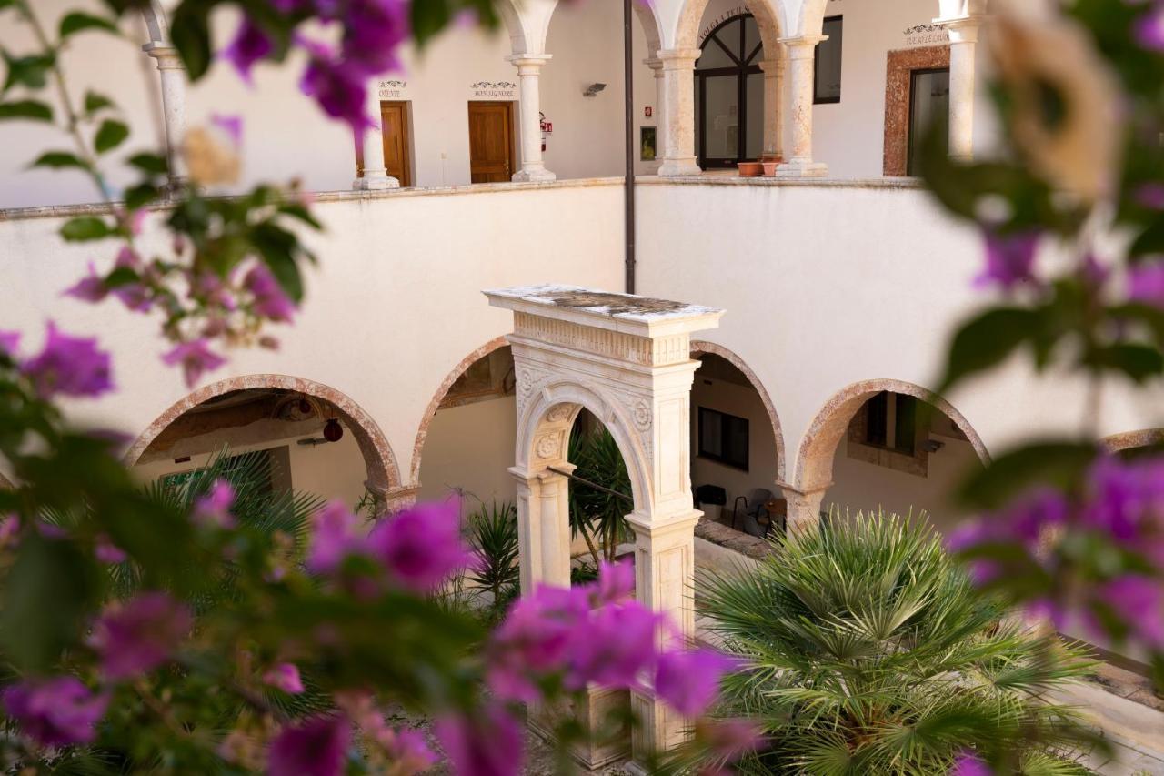 Convento Di Stignano Hotell Rignano Garganico Exteriör bild